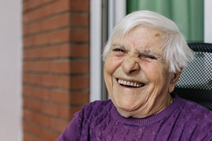 Versoepeling bezoekverbod in zorginstellingen verbetert stemming bewoners