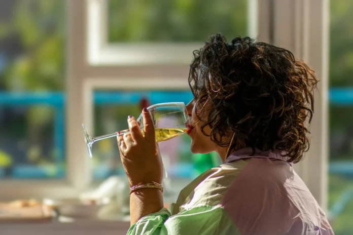 Matigen van alcoholgebruik - strategieën om gezond en evenwichtig te leven Matigen van alcoholgebruik: strategieën om gezond en evenwichtig te leven