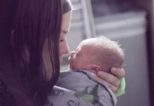 Wat je moet weten over lochia, borstvoeding en emotioneel herstel Wat je moet weten over lochia, borstvoeding en emotioneel herstel