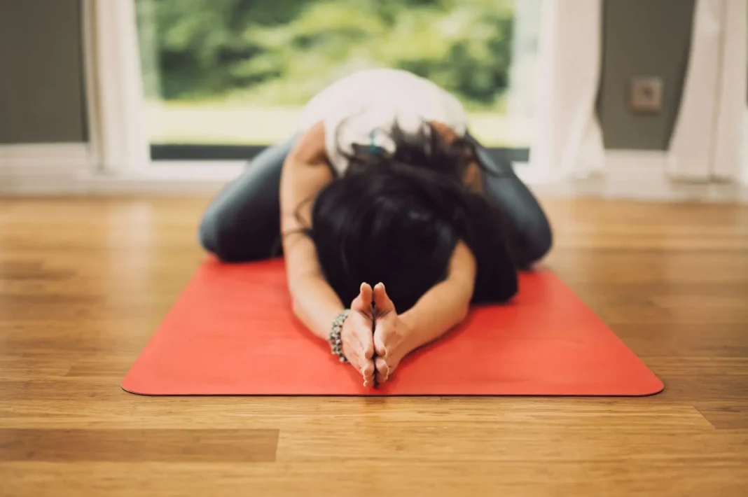 Zo helpt yoga je om spanning los te laten en weer balans te vinden