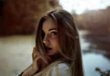 De nieuwste make-uptrends die jouw huid laten stralen De nieuwste make-uptrends die jouw huid laten stralen