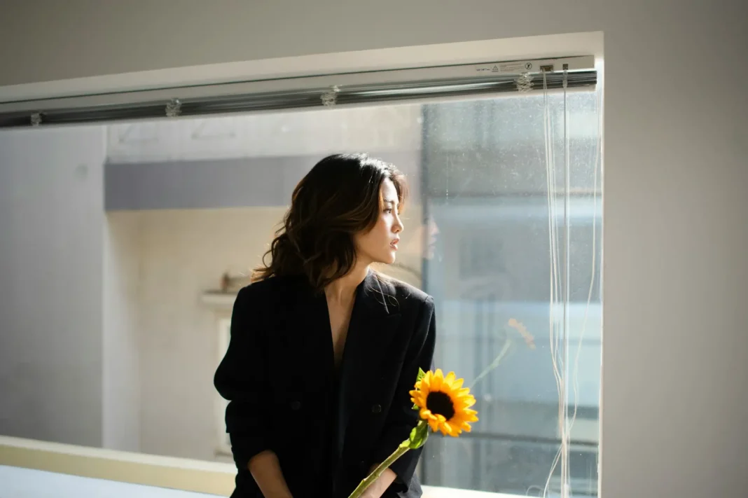 Standvastigheid als vorm van kracht: waarom sterke vrouwen niet uitleggen