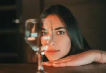 Warm water, lichte gedachten – een avondritueel dat diep ontspant Warm water, lichte gedachten – een avondritueel dat diep ontspant