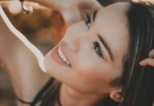 De rol van collageen in een stralende huid: inzichten, bronnen en verzorgingstips De rol van collageen in een stralende huid: inzichten, bronnen en verzorgingstips