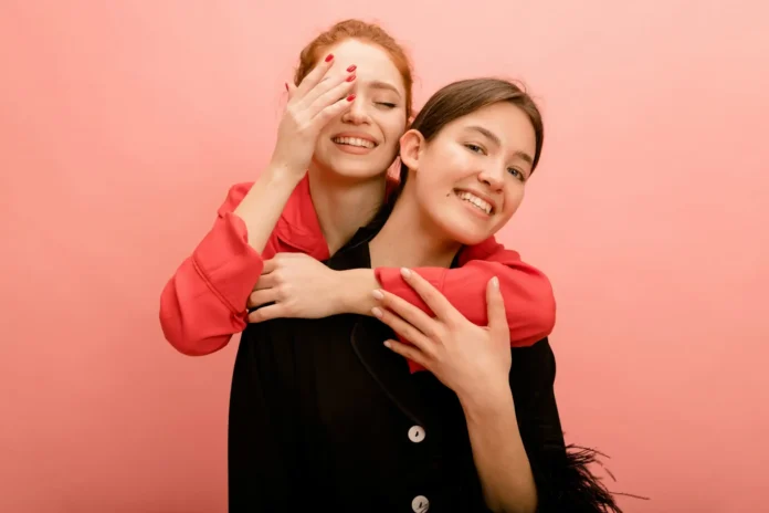 Hoe stuur je positieve energie naar iemand? Zo werkt liefdevolle aandacht